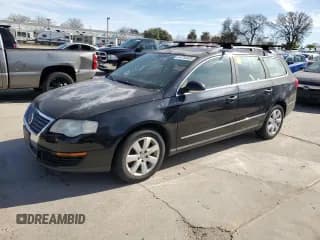 ✅ 2007 Volkswagen Passat 2.0T • VIN: WVWLK93C47E004616 • Lot: 44754525. Wystawiony na Copart z przebiegiem 152 196 mil. Bezpłatny archiwum sprzedaży aukcyjnych z USA i szczegółowy raport historii pojazdu na DreamBid. Zdjęcie 1.
