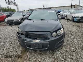 2015 Chevrolet Sonic LT с VIN 1G1JC5SG2F4104860, выставлен на аукционе Copart как лот 72935414 с пробегом 59 486 миль миль и Списание • Salvage title. История ставок и продаж доступна на DreamBid. Изображение 5.