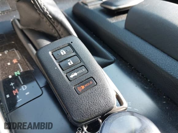 ✅ 2014 Lexus IS 250 • VIN: JTHCF1D21E5015001 • Lot: 43819740. Wystawiony na IAAI z przebiegiem 90 509 mil. Bezpłatny archiwum sprzedaży aukcyjnych z USA i szczegółowy raport historii pojazdu na DreamBid. Zdjęcie 11.