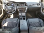 ✅ 2017 Hyundai Sonata Limited • VIN: 5NPE34AFXHH561733 • Лот: 80655555. Опубликован ранее на Copart с пробегом 147 456 миль. Бесплатный доступ к архиву аукционных продаж из США и подробный отчёт об истории автомобиля на DreamBid. Изображение 8.