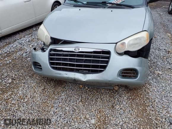 ✅ 2005 Chrysler Sebring • VIN: 1C3EL45R25N658042 • Lot: 42065438. Listed on IAAI with 196,769 mi. Free auction sales archive from the USA and detailed vehicle history report at DreamBid. Image 6.