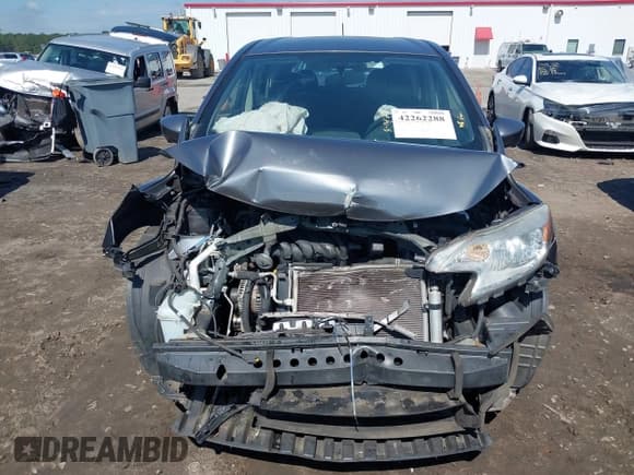 ✅ 2016 Nissan Note SV • VIN: 3N1CE2CP2GL392630 • Lot: 42262288. Listed on IAAI with 103,784 mi. Free auction sales archive from the USA and detailed vehicle history report at DreamBid. Image 13.