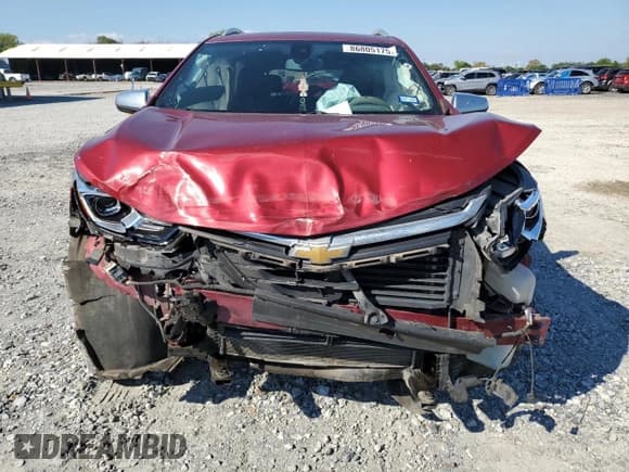 ✅ 2018 Chevrolet Equinox Premier • VIN: 2GNAXVEV8J6291798 • Lot: 86805175. Wystawiony na Copart z przebiegiem 71 241 mil. Bezpłatny archiwum sprzedaży aukcyjnych z USA i szczegółowy raport historii pojazdu na DreamBid. Zdjęcie 5.