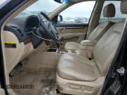 ✅ 2009 Hyundai Santa Fe Limited • VIN: 5NMSH13E19H307740 • Lot: 82149035. Listed on Copart with 111,113 mi. Free auction sales archive from the USA and detailed vehicle history report at DreamBid. Image 7.