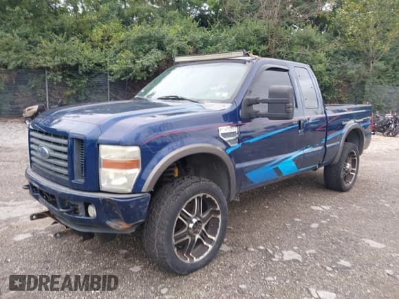 ✅ 2008 Ford F-250 XL • VIN: 1FTSX215X8EA29658 • Лот: 42898235. Опубликован ранее на IAAI с пробегом 262 698 миль. Бесплатный доступ к архиву аукционных продаж из США и подробный отчёт об истории автомобиля на DreamBid. Изображение 2.