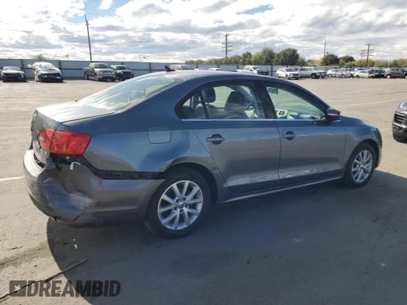 ✅ 2013 Volkswagen Jetta SE • VIN: 3VWDP7AJ2DM399331 • Lot: 82009805. Listed on Copart with 143,044 mi. Free auction sales archive from the USA and detailed vehicle history report at DreamBid. Image 3.