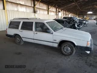 ✅ 1986 Volvo 740 • VIN: YV1FX8855G1054655 • Lot: 85474964. Wystawiony na Copart z przebiegiem 613 550 mil. Bezpłatny archiwum sprzedaży aukcyjnych z USA i szczegółowy raport historii pojazdu na DreamBid. Zdjęcie 4.