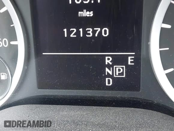 ✅ 2018 Infiniti QX30 Sport • VIN: SJKCH5CP3JA005259 • Lot: 43554770. Wystawiony na IAAI z przebiegiem 121 370 mil. Bezpłatny archiwum sprzedaży aukcyjnych z USA i szczegółowy raport historii pojazdu na DreamBid. Zdjęcie 15.