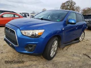 ✅ 2015 Mitsubishi Outlander ES • VIN: 4A4AP3AW6FE041192 • Lot: 92924715. Wystawiony na Copart z przebiegiem 113 321 mil. Bezpłatny archiwum sprzedaży aukcyjnych z USA i szczegółowy raport historii pojazdu na DreamBid. Zdjęcie 1.