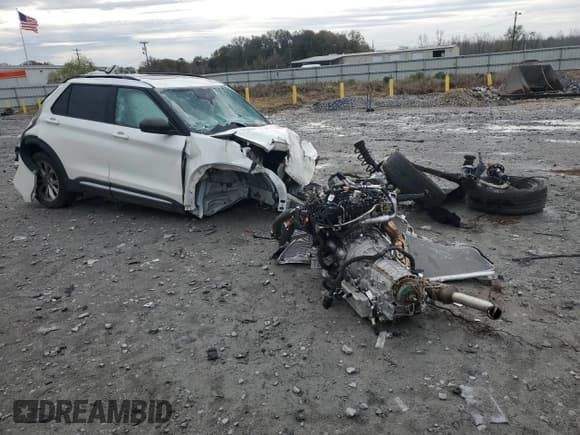 ✅ 2020 Ford Explorer XLT • VIN: 1FMSK7DH2LGC41299 • Lot: 75872593. Wystawiony na Copart z przebiegiem Nie podano. Bezpłatny archiwum sprzedaży aukcyjnych z USA i szczegółowy raport historii pojazdu na DreamBid. Zdjęcie 4.