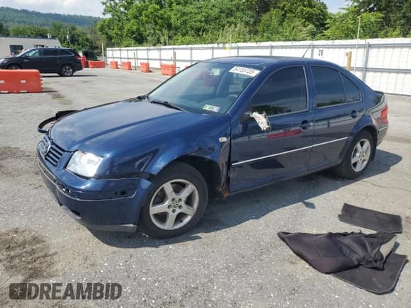 ✅ 2005 Volkswagen Jetta GL • VIN: 3VWRK69M85M026132 • Лот: 64153735. Опубликован ранее на Copart с пробегом 92 964 миль. Бесплатный доступ к архиву аукционных продаж из США и подробный отчёт об истории автомобиля на DreamBid. Изображение 1.