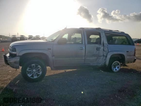 ✅ 2005 Chevrolet Suburban LT • VIN: 3GNEC16Z65G120906 • Лот: 66676775. Опубликован ранее на Copart с пробегом 197 894 миль. Бесплатный доступ к архиву аукционных продаж из США и подробный отчёт об истории автомобиля на DreamBid. Изображение 1.