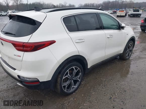 ✅ 2020 Kia Sportage SX Turbo • VIN: KNDPRCA60L7829607 • Lot: 41701513. Listed on IAAI with 55,961 mi. Free auction sales archive from the USA and detailed vehicle history report at DreamBid. Image 4.
