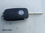 ✅ 2007 Volkswagen Touareg V6 • VIN: WVGZE77L37D001840 • Lot: 42323795. Listed on IAAI with 176,486 mi. Free auction sales archive from the USA and detailed vehicle history report at DreamBid. Image 11.