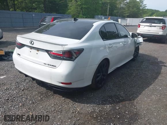 ✅ 2018 Lexus GS 350 • VIN: JTHCZ1BL7JA007490 • Лот: 42308958. Опубликован ранее на IAAI с пробегом 54 393 миль. Бесплатный доступ к архиву аукционных продаж из США и подробный отчёт об истории автомобиля на DreamBid. Изображение 4.