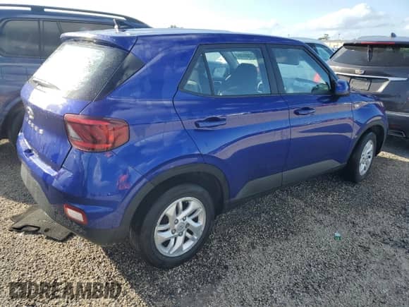 2021 Hyundai Venue SE z VIN KMHRB8A33MU073561, wystawiony jako Copart lot #73851384 z przebiegiem 26 970 mil mil oraz Nie do naprawy • Non repairable. Historia ofert i sprzedaży dostępna na DreamBid. Obrazek 3.