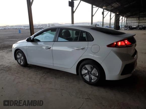 ✅ 2021 Hyundai Ioniq Blue • VIN: KMHC65LC2MU254902 • Lot: 47369155. Wystawiony na Copart z przebiegiem 75 053 mil. Bezpłatny archiwum sprzedaży aukcyjnych z USA i szczegółowy raport historii pojazdu na DreamBid. Zdjęcie 2.