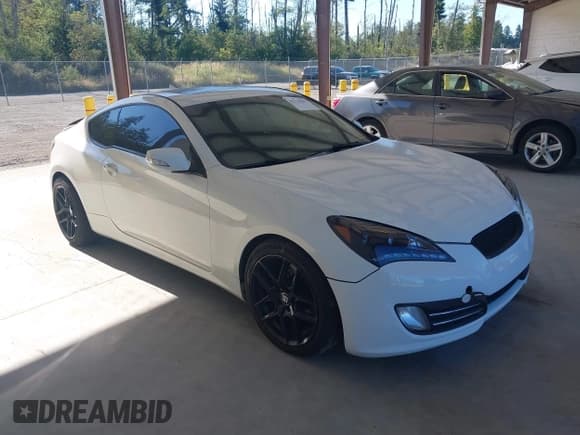 ✅ 2010 Hyundai Genesis Coupe Grand Touring • VIN: KMHHU6KH3AU017247 • Lot: 42715001. Listed on IAAI with 153,442 mi. Free auction sales archive from the USA and detailed vehicle history report at DreamBid. Image 1.