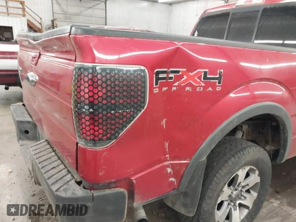 ✅ 2011 Ford F-150 Lariat • VIN: 1FTFW1ET7BFC87189 • Лот: 43529938. Опубликован ранее на IAAI с пробегом 218 183 миль. Бесплатный доступ к архиву аукционных продаж из США и подробный отчёт об истории автомобиля на DreamBid. Изображение 20.