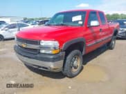 ✅ 2001 Chevrolet Silverado 2500HD LS • VIN: 1GCHK29UX1E261395 • Lot: 42430264. Wystawiony na IAAI z przebiegiem 124 307 mil. Bezpłatny archiwum sprzedaży aukcyjnych z USA i szczegółowy raport historii pojazdu na DreamBid. Zdjęcie 2.