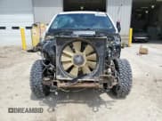 ✅ 2017 Chevrolet Silverado 2500HD LT • VIN: 1GC1KVEY5HF211021 • Lot: 58297065. Wystawiony na Copart z przebiegiem 176 143 mil. Bezpłatny archiwum sprzedaży aukcyjnych z USA i szczegółowy raport historii pojazdu na DreamBid. Zdjęcie 5.