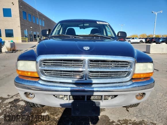✅ 2004 Dodge Dakota SLT • VIN: 1D7HG42N24S552677 • Lot: 90139015. Listed on Copart with 172,984 mi. Free auction sales archive from the USA and detailed vehicle history report at DreamBid. Image 5.