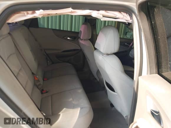 2019 Chevrolet Malibu LS с VIN 1G1ZC5ST3KF134352, выставлен на аукционе IAAI как лот 43199628 с пробегом 73 892 миль миль и . История ставок и продаж доступна на DreamBid. Изображение 8.