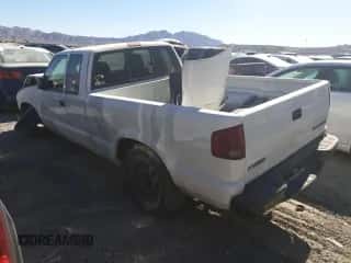 2003 Chevrolet S-10 LS с VIN 1GCDT19X038139226, выставлен на аукционе Copart как лот 66825924 с пробегом Не указан миль и На запчасти • Non repairable. История ставок и продаж доступна на DreamBid. Изображение 2.