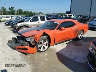 2008 Dodge Challenger SRT-8 z VIN 2B3LJ74W18H302133, wystawiony jako Copart lot #65542105 z przebiegiem 101 504 mil mil oraz Nie do naprawy • Non repairable. Historia ofert i sprzedaży dostępna na DreamBid. Obrazek 1.