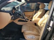 ✅ 2018 Porsche Macan • VIN: WP1AA2A54JLB12502 • Lot: 81125865. Wystawiony na Copart z przebiegiem 61 701 mil. Bezpłatny archiwum sprzedaży aukcyjnych z USA i szczegółowy raport historii pojazdu na DreamBid. Zdjęcie 7.