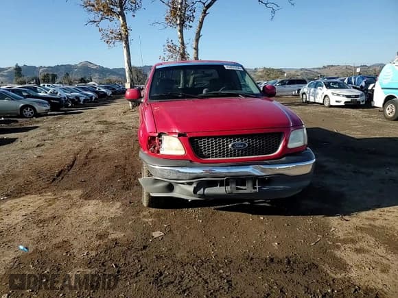 ✅ 2001 Ford F-150 • VIN: 2FTZX17281CA43267 • Lot: 85808284. Listed on Copart with 324,614 mi. Free auction sales archive from the USA and detailed vehicle history report at DreamBid. Image 10.