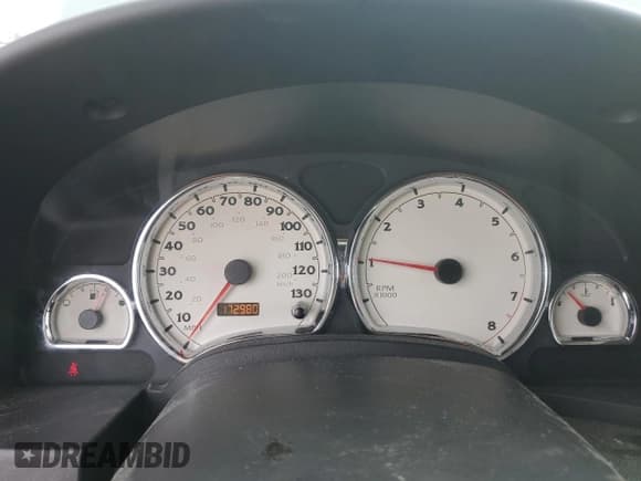 ✅ 2006 Saturn VUE • VIN: 5GZCZ53496S890654 • Lot: 43620275. Wystawiony na Copart z przebiegiem 172 980 mil. Bezpłatny archiwum sprzedaży aukcyjnych z USA i szczegółowy raport historii pojazdu na DreamBid. Zdjęcie 9.