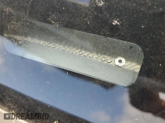 ✅ 2009 Lincoln MKZ • VIN: 3LNHM28T69R605960 • Lot: 68852515. Listed on Copart with 109,327 mi. Free auction sales archive from the USA and detailed vehicle history report at DreamBid. Image 12.