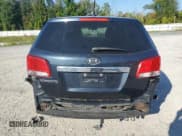 ✅ 2013 Kia Sorento LX • VIN: 5XYKT3A1XDG334058 • Lot: 80426715. Listed on Copart with 133,711 mi. Free auction sales archive from the USA and detailed vehicle history report at DreamBid. Image 6.