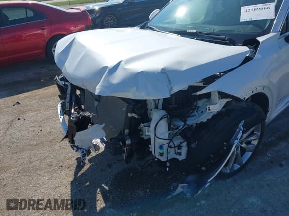 ✅ 2023 Buick Envision Avenir • VIN: LRBFZSR45PD215554 • Lot: 42189666. Wystawiony na IAAI z przebiegiem 9 077 mil. Bezpłatny archiwum sprzedaży aukcyjnych z USA i szczegółowy raport historii pojazdu na DreamBid. Zdjęcie 6.