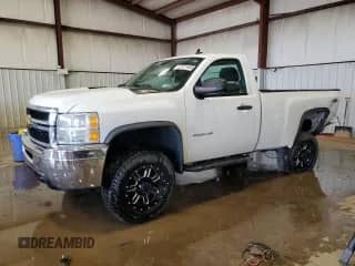 ✅ 2014 Chevrolet Silverado 2500HD Work Truck • VIN: 1GC0KVCGXEF115404 • Lot: 47121805. Wystawiony na Copart z przebiegiem 96 454 mil. Bezpłatny archiwum sprzedaży aukcyjnych z USA i szczegółowy raport historii pojazdu na DreamBid. Zdjęcie 1.