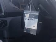 ✅ 2017 Ford Transit XL • VIN: 1FBZX2ZM8HKB08231 • Lot: 41422653. Wystawiony na IAAI z przebiegiem Nie podano. Bezpłatny archiwum sprzedaży aukcyjnych z USA i szczegółowy raport historii pojazdu na DreamBid. Zdjęcie 22.