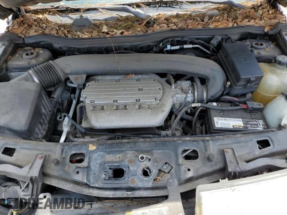 ✅ 2005 Saturn VUE • VIN: 5GZCZ63485S807316 • Lot: 59966365. Wystawiony na Copart z przebiegiem 128 020 mil. Bezpłatny archiwum sprzedaży aukcyjnych z USA i szczegółowy raport historii pojazdu na DreamBid. Zdjęcie 12.