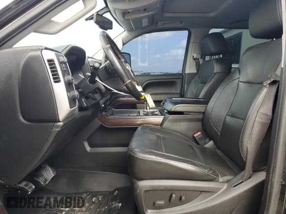 ✅ 2015 GMC Sierra 3500HD SLT • VIN: 1GT423C83FF602881 • Лот: 77644134. Опубликован ранее на Copart с пробегом 257 725 миль. Бесплатный доступ к архиву аукционных продаж из США и подробный отчёт об истории автомобиля на DreamBid. Изображение 7.