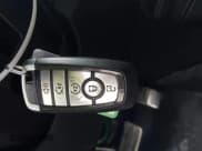 ✅ 2019 Ford Mustang GT Premium • VIN: 1FA6P8CF3K5156873 • Lot: 43633673. Wystawiony na IAAI z przebiegiem 30 947 mil. Bezpłatny archiwum sprzedaży aukcyjnych z USA i szczegółowy raport historii pojazdu na DreamBid. Zdjęcie 11.