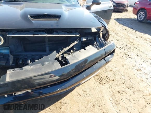 ✅ 2019 Dodge Challenger GT • VIN: 2C3CDZKG3KH537013 • Lot: 43550695. Listed on IAAI with 89,276 mi. Free auction sales archive from the USA and detailed vehicle history report at DreamBid. Image 18.