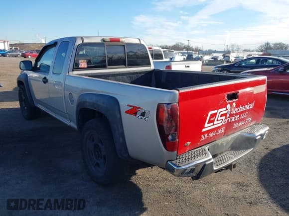 ✅ 2007 Chevrolet Colorado 1LT • VIN: 1GCDT19E778177721 • Lot: 43843175. Listed on IAAI with 144,063 mi. Free auction sales archive from the USA and detailed vehicle history report at DreamBid. Image 3.
