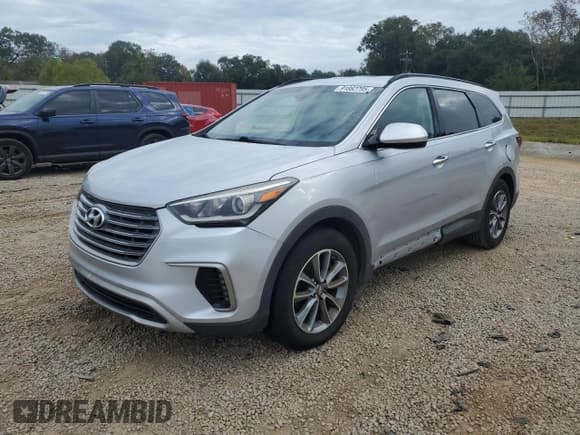 ✅ 2017 Hyundai Santa Fe SE • VIN: KM8SM4HF4HU175610 • Lot: 91862795. Listed on Copart with 114,547 mi. Free auction sales archive from the USA and detailed vehicle history report at DreamBid. Image 1.