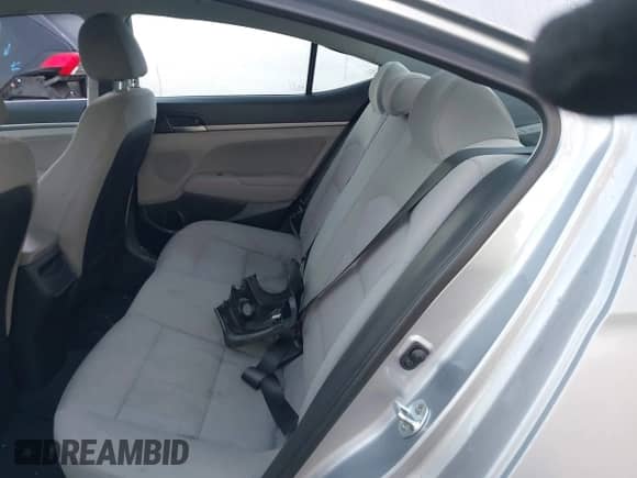 2017 Hyundai Elantra SE z VIN 5NPD84LF9HH046782, wystawiony jako IAAI lot #43357114 z przebiegiem 100 895 mil mil oraz . Historia ofert i sprzedaży dostępna na DreamBid. Obrazek 8.