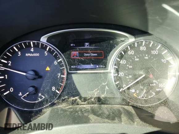 ✅ 2017 Nissan Altima SV • VIN: 1N4AL3AP8HC198142 • Lot: 91099935. Wystawiony na Copart z przebiegiem 95 311 mil. Bezpłatny archiwum sprzedaży aukcyjnych z USA i szczegółowy raport historii pojazdu na DreamBid. Zdjęcie 9.