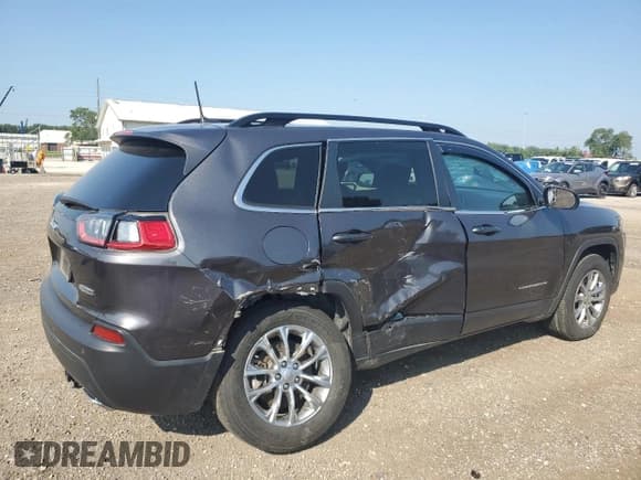 ✅ 2022 Jeep Cherokee Latitude Lux • VIN: 1C4PJMMX3ND501863 • Lot: 63620894. Wystawiony na Copart z przebiegiem 13 414 mil. Bezpłatny archiwum sprzedaży aukcyjnych z USA i szczegółowy raport historii pojazdu na DreamBid. Zdjęcie 3.