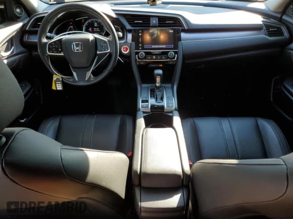 ✅ 2018 Honda Civic Touring • VIN: JHMFC1F93JX033160 • Lot: 81621965. Listed on Copart with 39,067 mi. Free auction sales archive from the USA and detailed vehicle history report at DreamBid. Image 8.