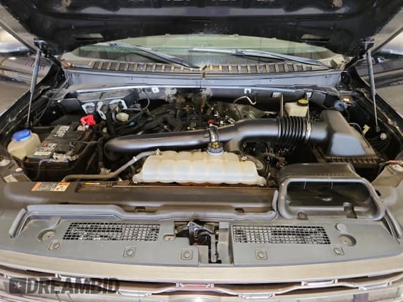 ✅ 2023 Ford Expedition • VIN: 1FMJU1N84PEA33301 • Lot: 63461005. Listed on Copart with 50,030 mi. Free auction sales archive from the USA and detailed vehicle history report at DreamBid. Image 12.