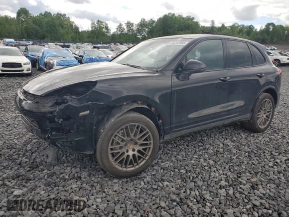 ✅ 2017 Porsche Cayenne • VIN: WP1AA2A28HKA83737 • Lot: 54212985. Listed on Copart with 87,416 mi. Free auction sales archive from the USA and detailed vehicle history report at DreamBid. Image 1.
