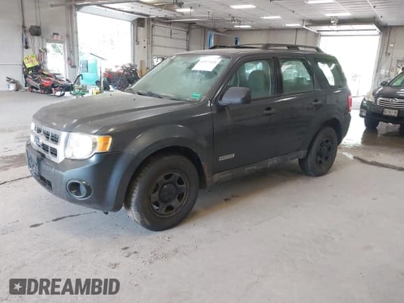 ✅ 2008 Ford Escape XLS • VIN: 1FMCU92Z98KB27455 • Lot: 42577135. Wystawiony na IAAI z przebiegiem 212 567 mil. Bezpłatny archiwum sprzedaży aukcyjnych z USA i szczegółowy raport historii pojazdu na DreamBid. Zdjęcie 2.